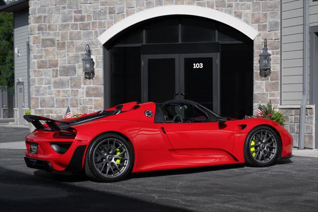 2015 Porsche 918 Spyder Base w/Weissach Package