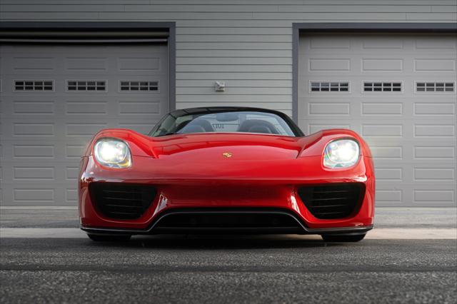 2015 Porsche 918 Spyder Base w/Weissach Package