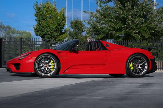 2015 Porsche 918 Spyder Base w/Weissach Package