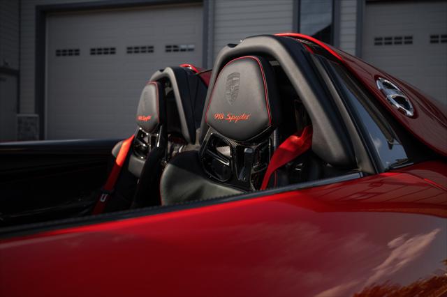 2015 Porsche 918 Spyder Base w/Weissach Package