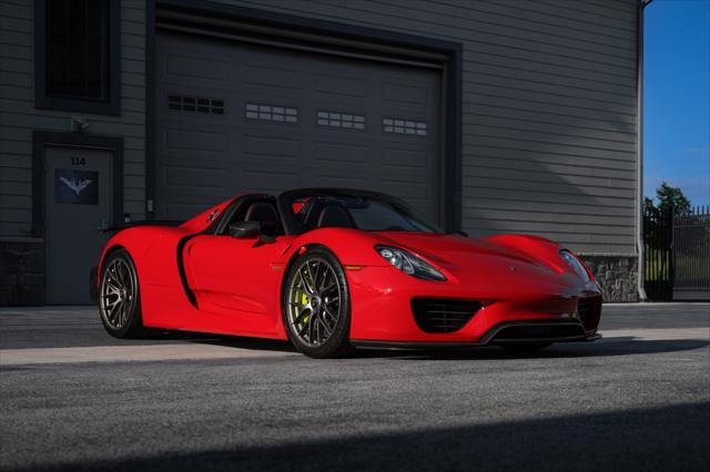 2015 Porsche 918 Spyder Base w/Weissach Package