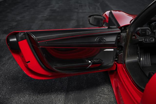 2015 Porsche 918 Spyder Base w/Weissach Package