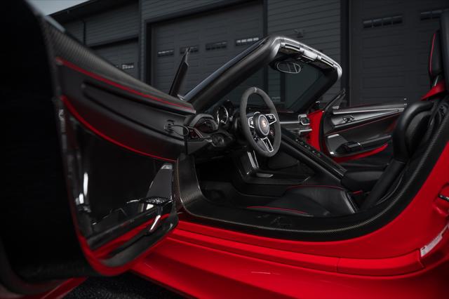 2015 Porsche 918 Spyder Base w/Weissach Package