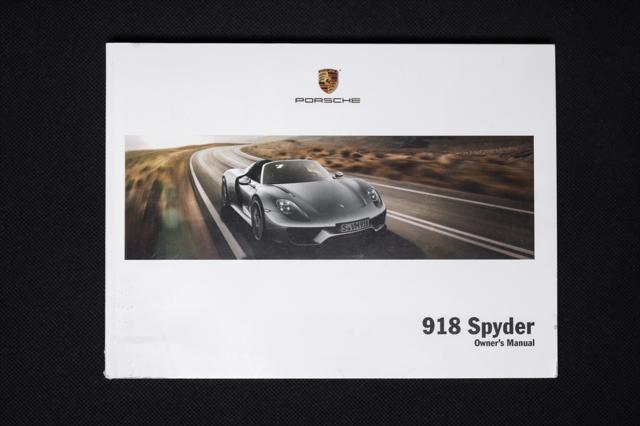2015 Porsche 918 Spyder Base w/Weissach Package
