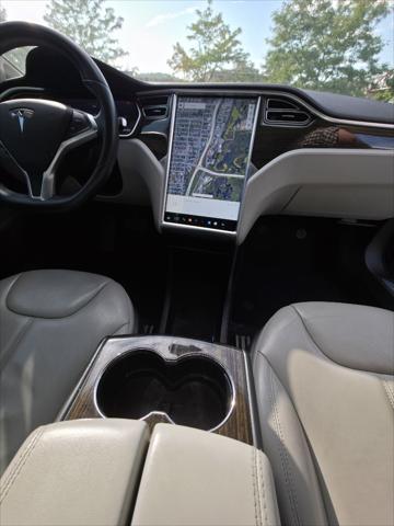 2014 Tesla Model S 85