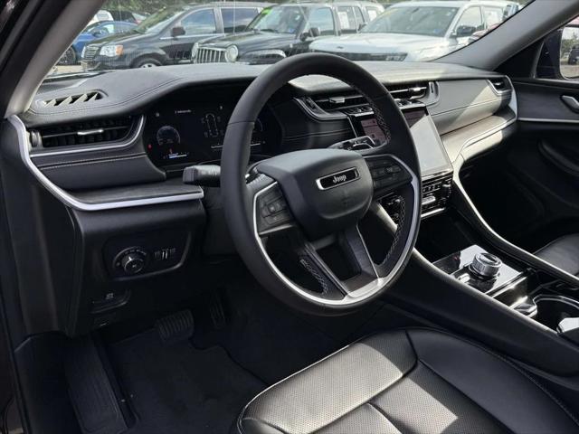 2023 Jeep Grand Cherokee L Limited 4x4 2023 Jeep Grand Cherokee L Limited 4x4