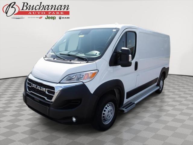 2025 RAM ProMaster 2500 Cargo Van Tradesman Low Roof 136 WB w/Pass Seat