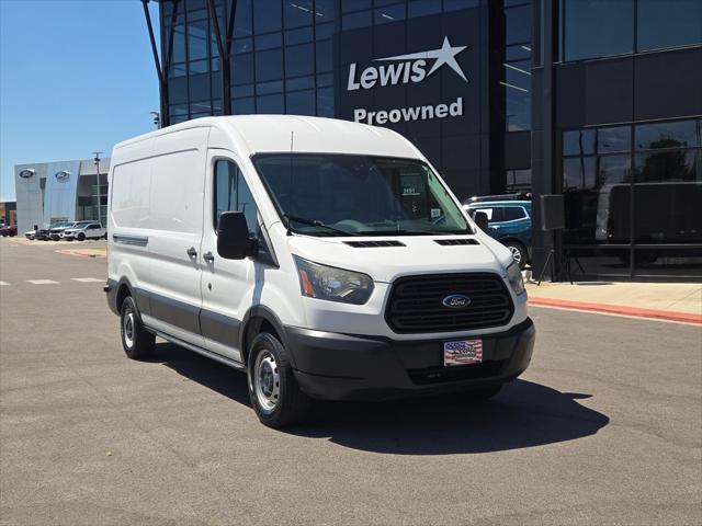 2017 Ford Transit Base