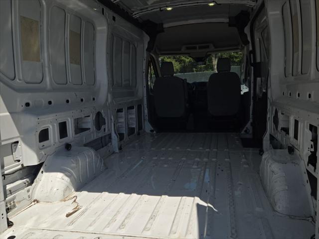 2017 Ford Transit Base