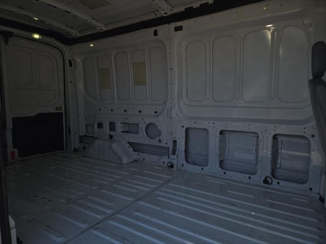 2017 Ford Transit Base
