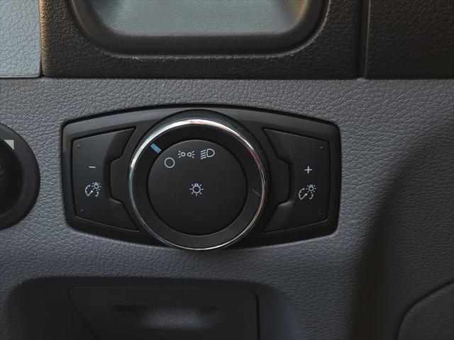 2017 Ford Transit Base
