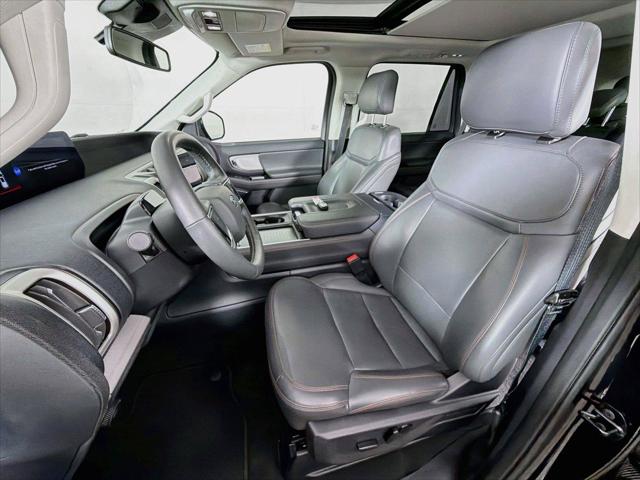 2025 Ford Expedition Active 2025 Ford Expedition Active