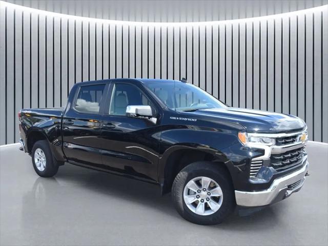 2025 Chevrolet Silverado 1500 4WD Crew Cab Standard Bed LT for sale in Saint James, NY