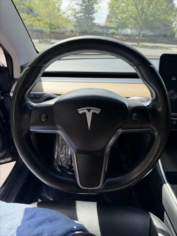 2019 Tesla Model 3 Standard Range