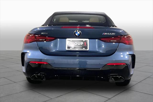 2025 BMW M4 xDrive