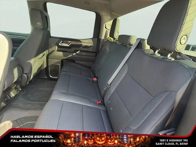 2023 Chevrolet Silverado 1500 2WD Crew Cab Short Bed LT