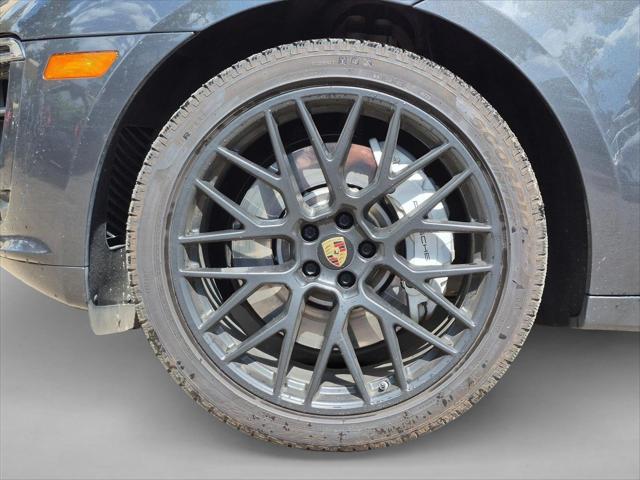 2020 Porsche Macan Turbo