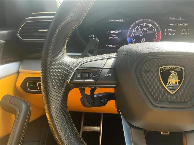 2021 Lamborghini Urus Standard