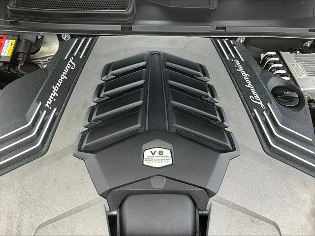 2021 Lamborghini Urus Standard