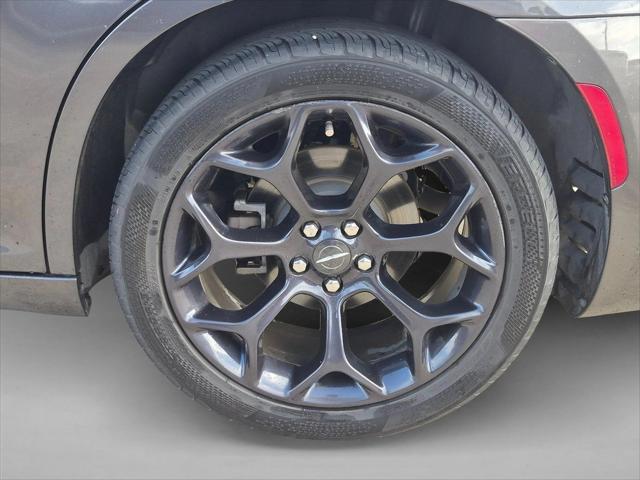 2019 Chrysler 300 300S
