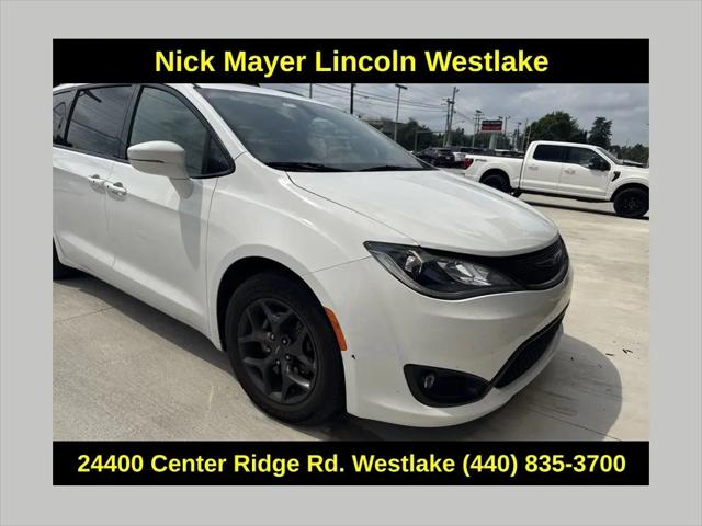 2019 Chrysler Pacifica Limited for sale in Westlake, OH