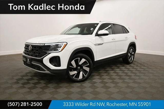 2025 Volkswagen Atlas Cross Sport 2.0T SE w/Technology for sale in Rochester, MN