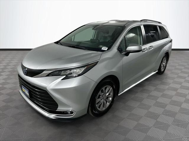 2022 Toyota Sienna XLE
