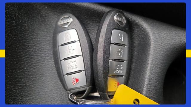 2020 Nissan Versa SV Xtronic CVT
