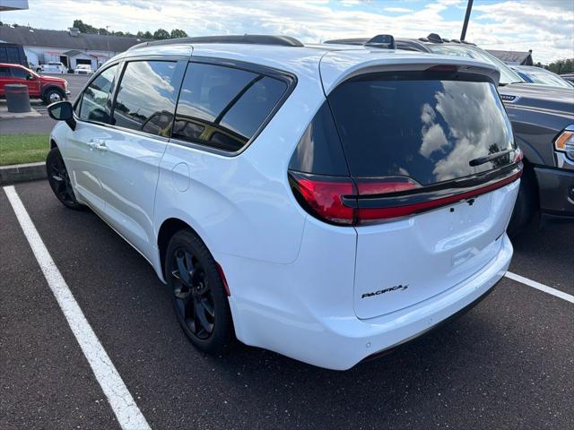 2026 Chrysler Pacifica Limited 2026 Chrysler Pacifica Limited