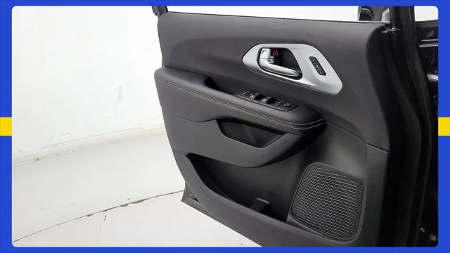 2026 Chrysler Pacifica Limited AWD