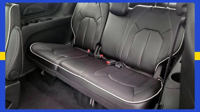 2026 Chrysler Pacifica Limited AWD