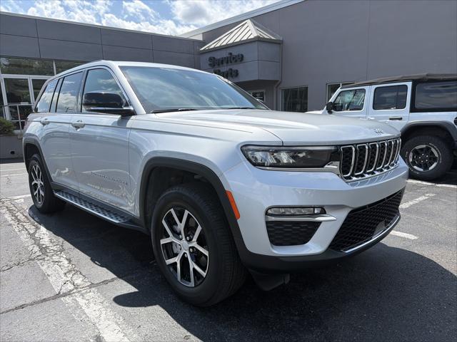 2025 Jeep Grand Cherokee Limited 4x4 2025 Jeep Grand Cherokee Limited 4x4