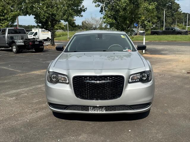 2019 Chrysler 300 Touring