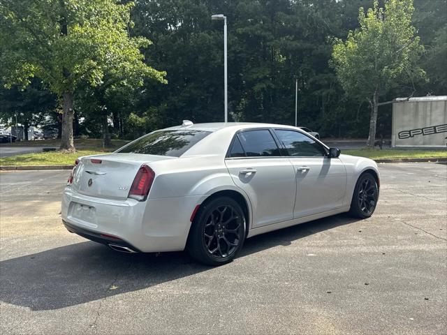 2019 Chrysler 300 Touring