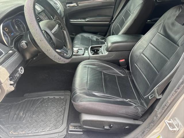 2019 Chrysler 300 Touring