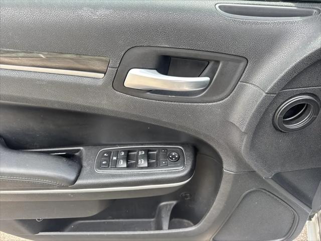 2019 Chrysler 300 Touring