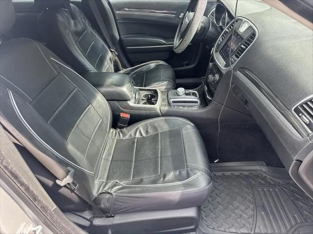 2019 Chrysler 300 Touring
