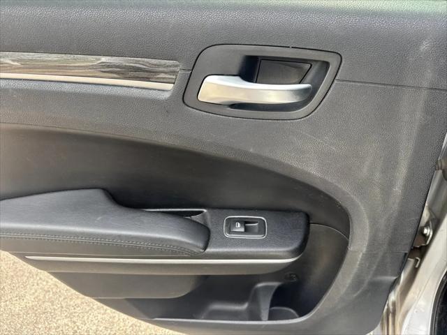 2019 Chrysler 300 Touring