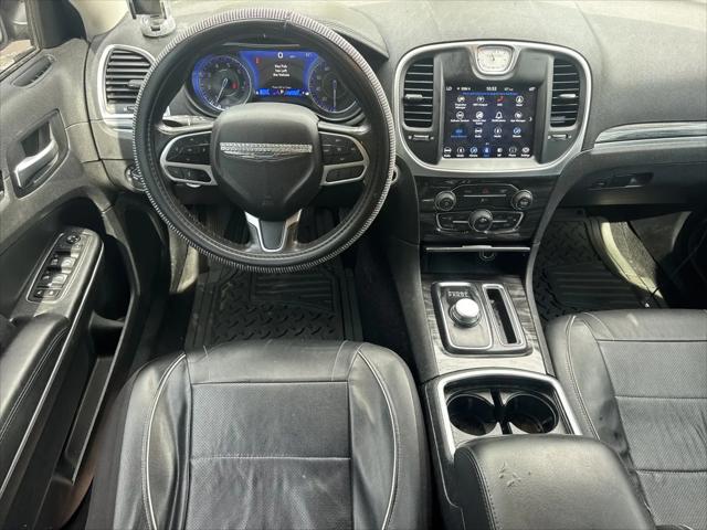 2019 Chrysler 300 Touring
