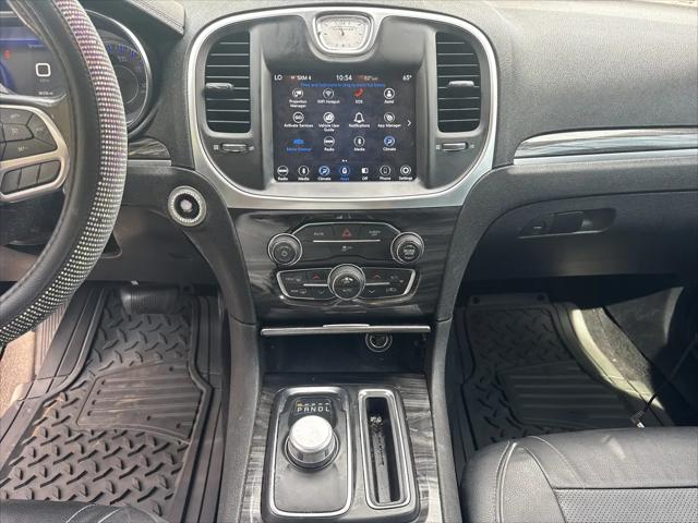 2019 Chrysler 300 Touring