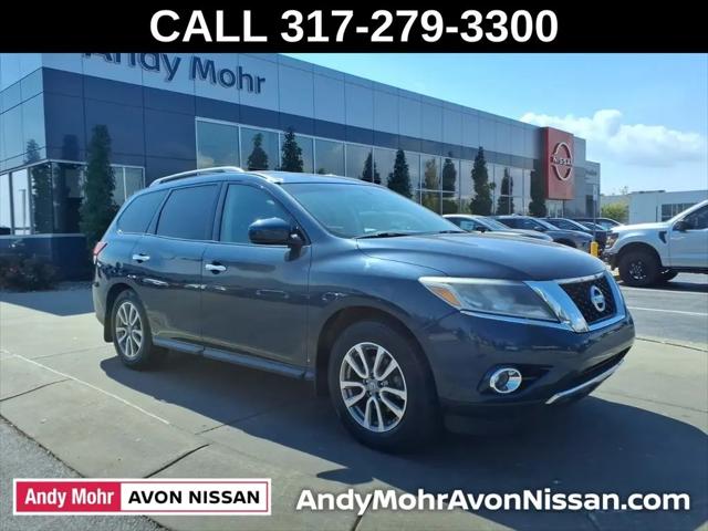 2015 Nissan Pathfinder SV for sale in Avon, IN
