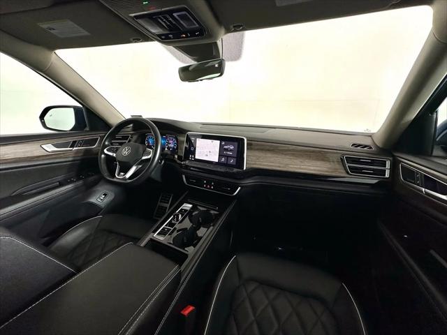 2025 Volkswagen Atlas 2.0T SEL Premium R-Line