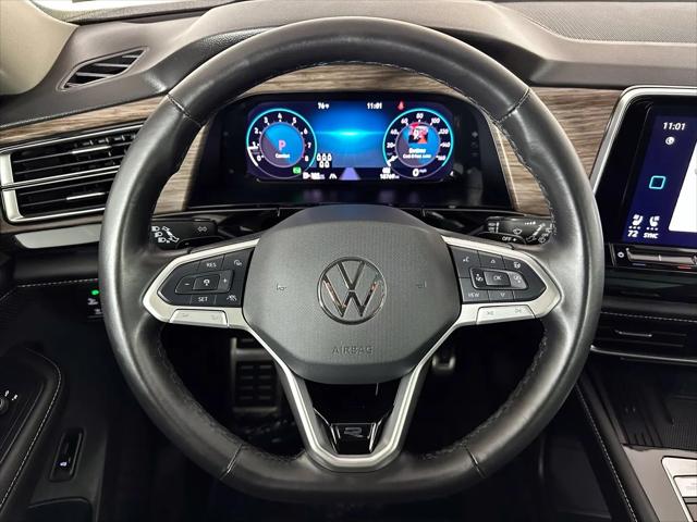 2025 Volkswagen Atlas 2.0T SEL Premium R-Line