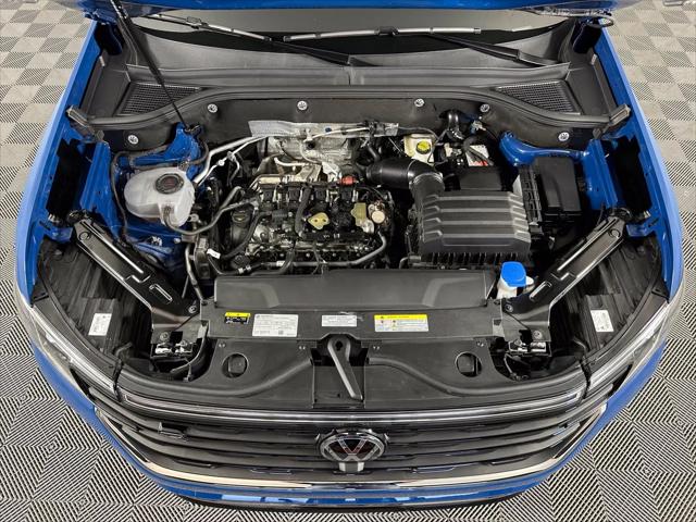 2025 Volkswagen Atlas 2.0T SEL Premium R-Line