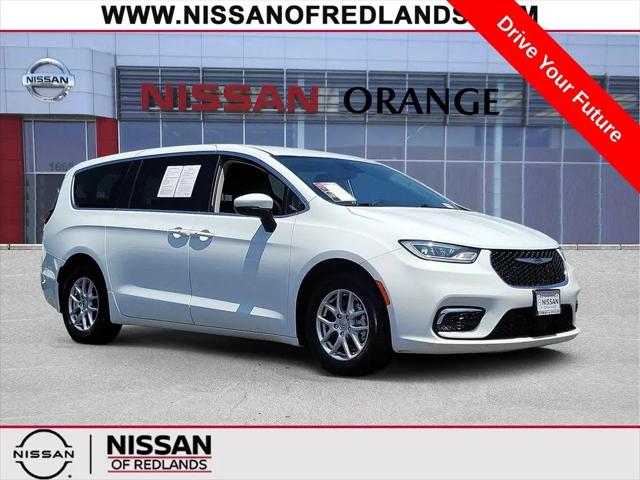 2023 Chrysler Pacifica Touring L for sale in redlands, CA