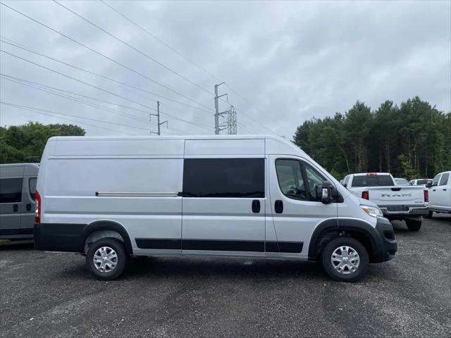 2025 Ram ProMaster Cargo Van SLT+ High Roof 159 WB EXT