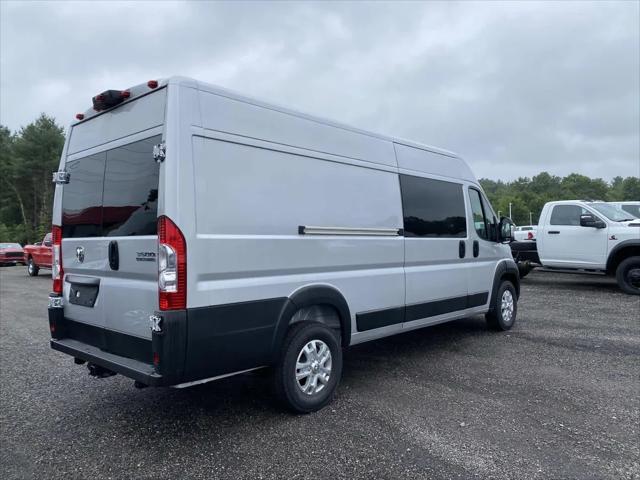 2025 Ram ProMaster Cargo Van SLT+ High Roof 159 WB EXT