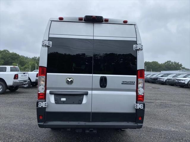 2025 Ram ProMaster Cargo Van SLT+ High Roof 159 WB EXT