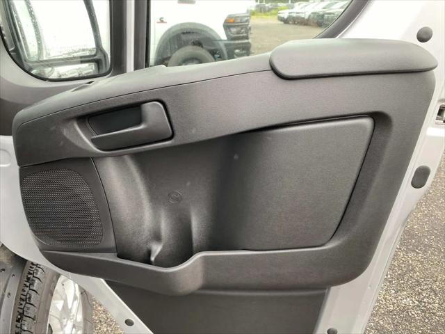 2025 Ram ProMaster Cargo Van SLT+ High Roof 159 WB EXT