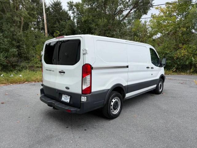 2018 Ford Transit w/Sliding Side Door w/RWB